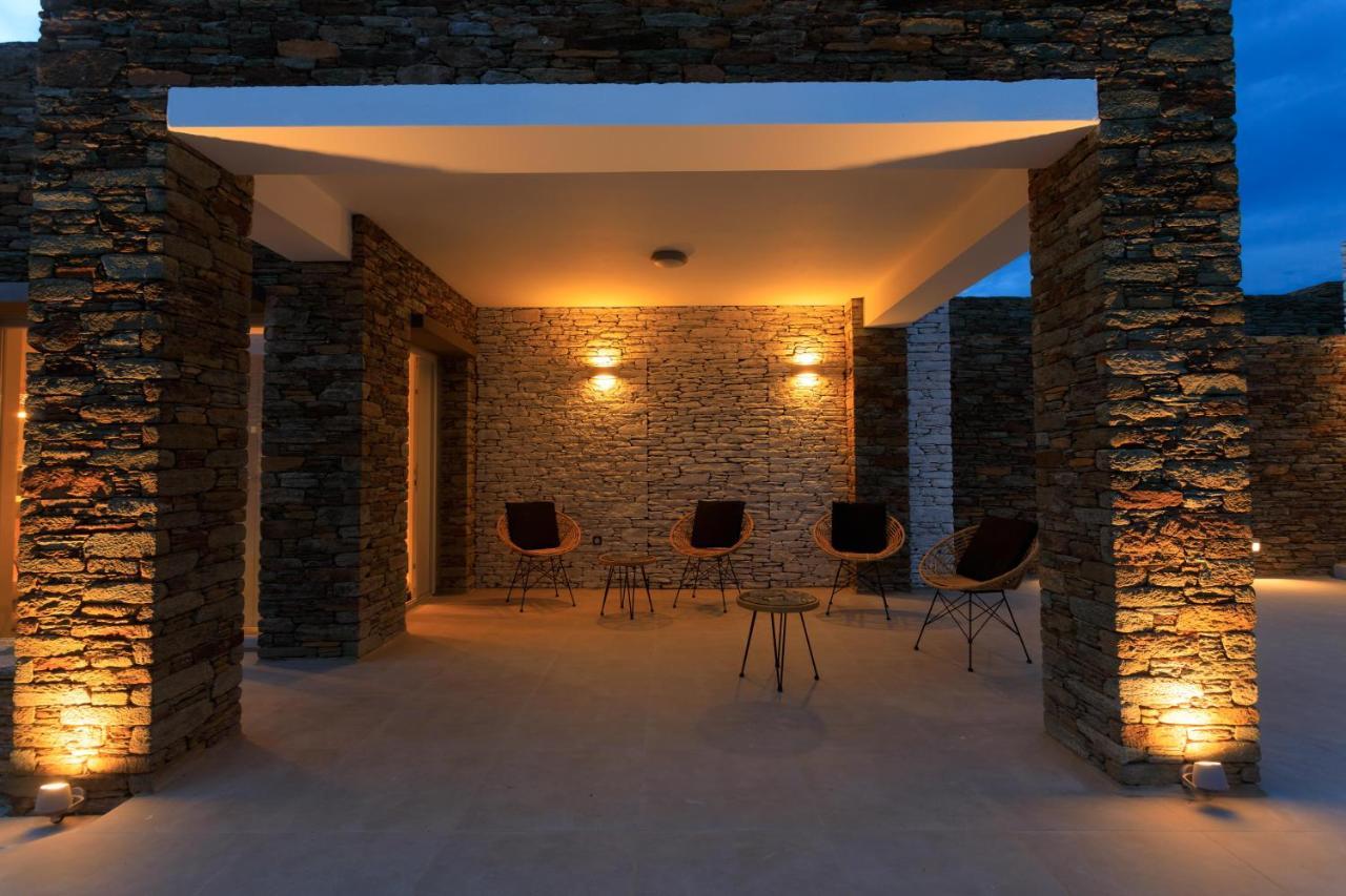 Iliades Luxury Boutique Suites Batsíon Exterior foto